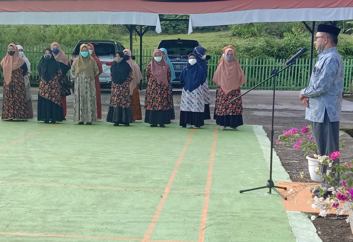 Pimpin Apel Pagi, Kasubbag TU Sampaikan 3 Catatan Penting