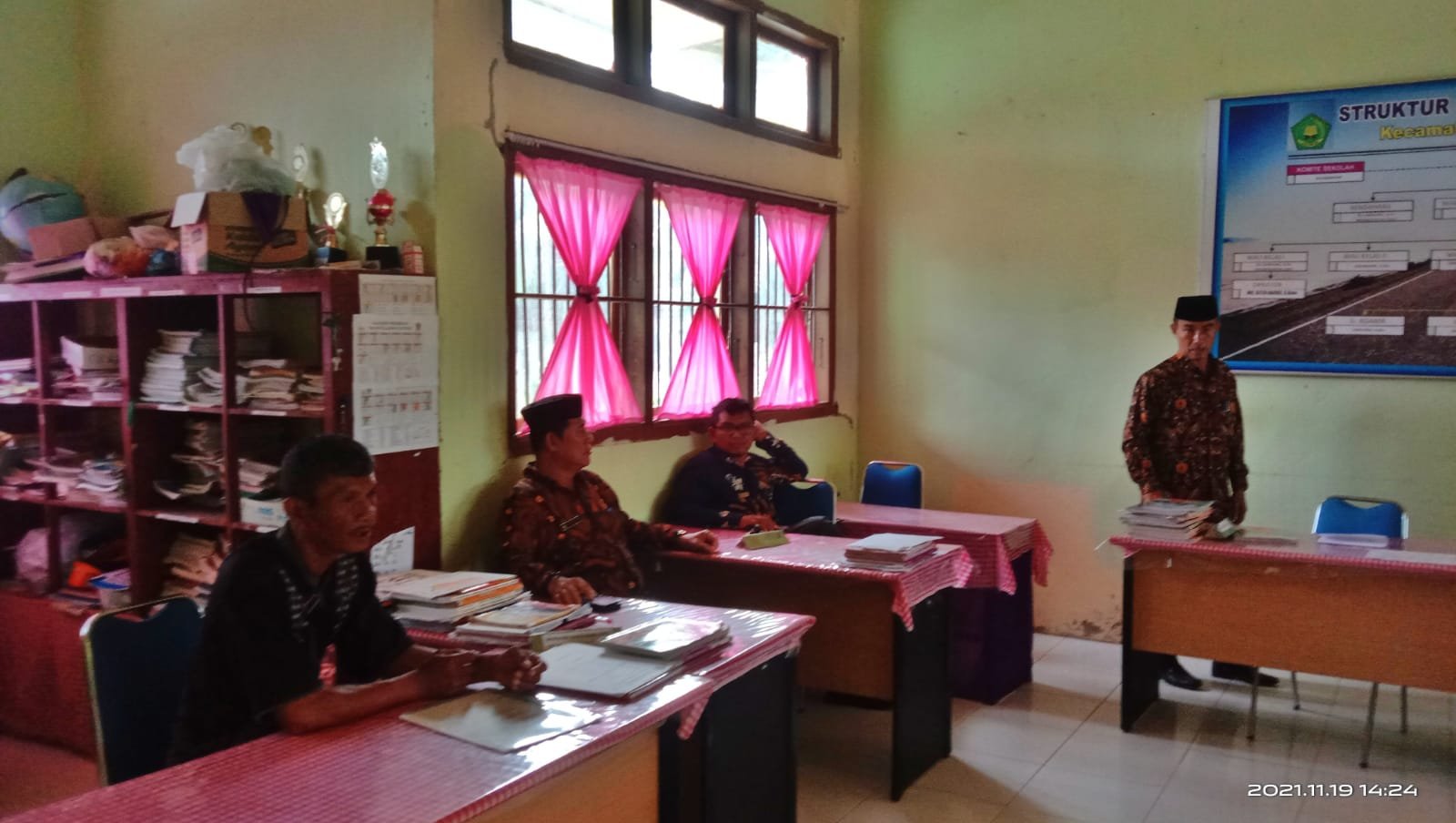 Plh.Kakankemenag Simeulue Tinjau MTS Sekaligus Pemetaan PTK Di Tingkat MI