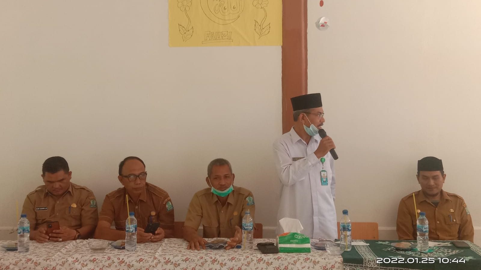 BPN Simeulue Serahkan Sertipikat Tanah Kankemenag Simeulue Pada HAB ke-77