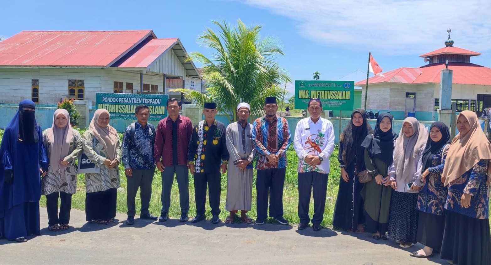 Nashrullah bersama Tim Verifikasi Kemenag Simeulue Tinjau MAS Miftahussalam
