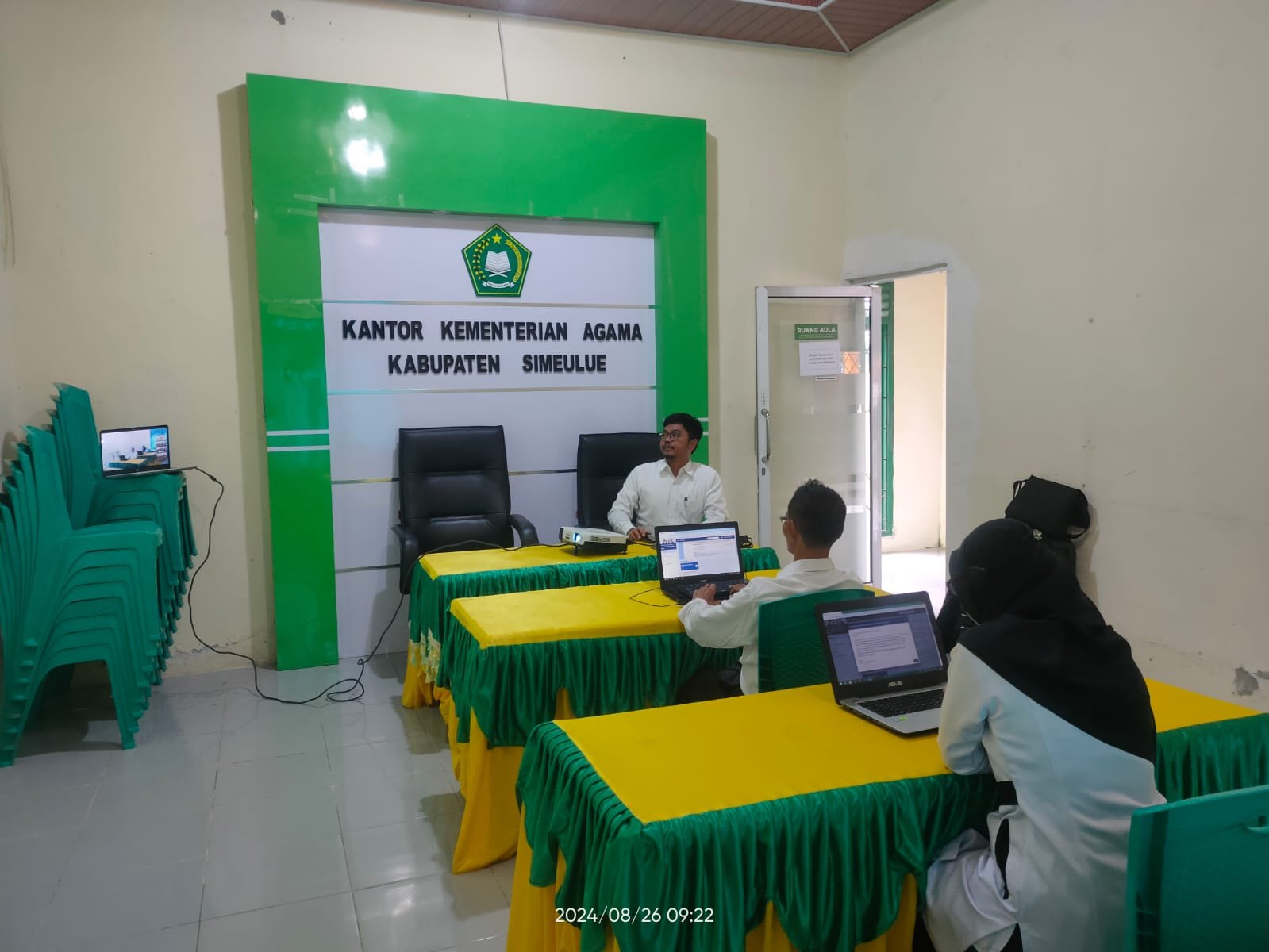 Kakankemenag Simeulue Hadiri Peusijuek Kepala BPN Yang Baru