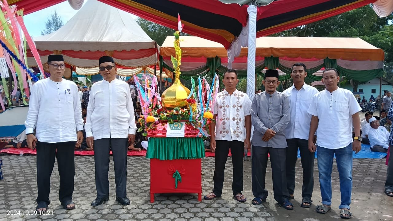 Jajaran Kemeng Simeulue Hadiri Peringatan Maulid Akbar Tingkat Kabupaten Simeulue