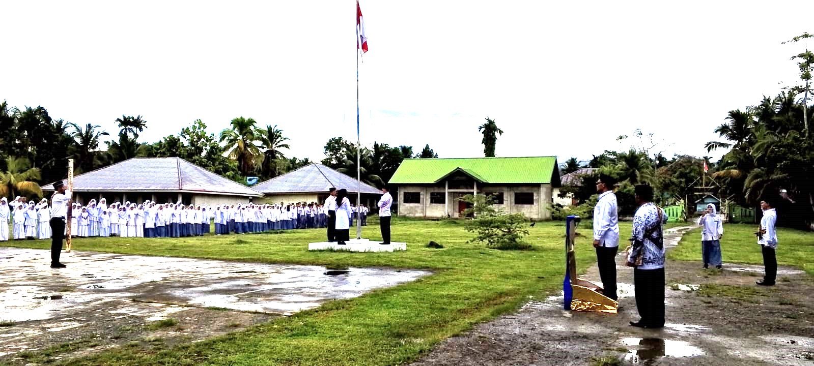 KAKANKEMENAG SIMEULUE, KASUBBAG TU, KASI PENMAD MENJADI IRUP HARI GURU NASIONAL TAHUN 2024.