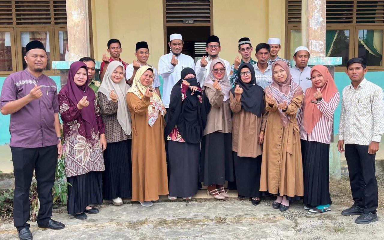 Kemenag Simeulue Sosialisasikan Kurikulum Berbasis Cinta dan Transformasi Digital Pelayanan ASN