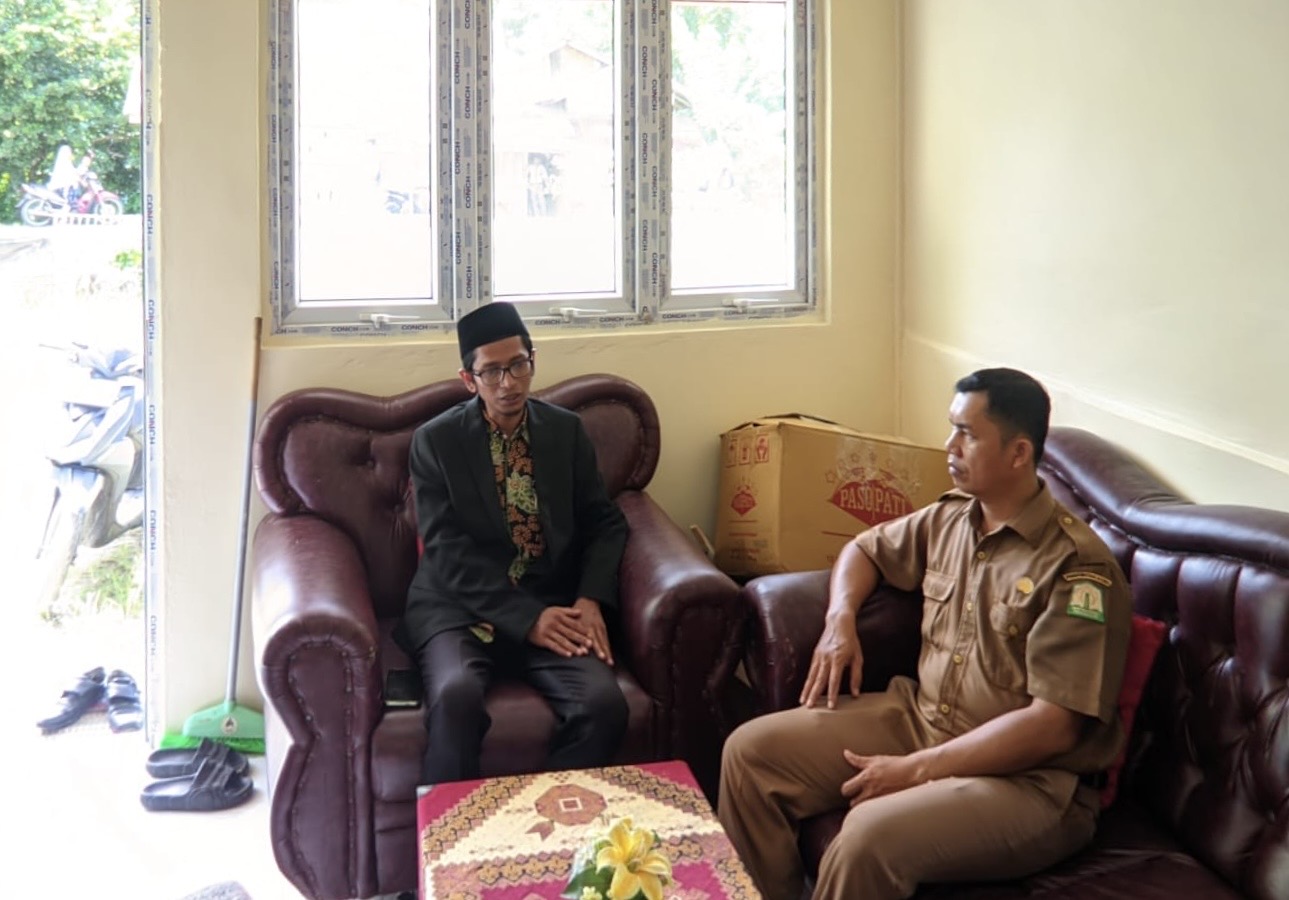 KUA Teupah Barat dan SMA Teupah Barat Sepakat Perkuat Pembinaan Keagamaan di Sekolah
