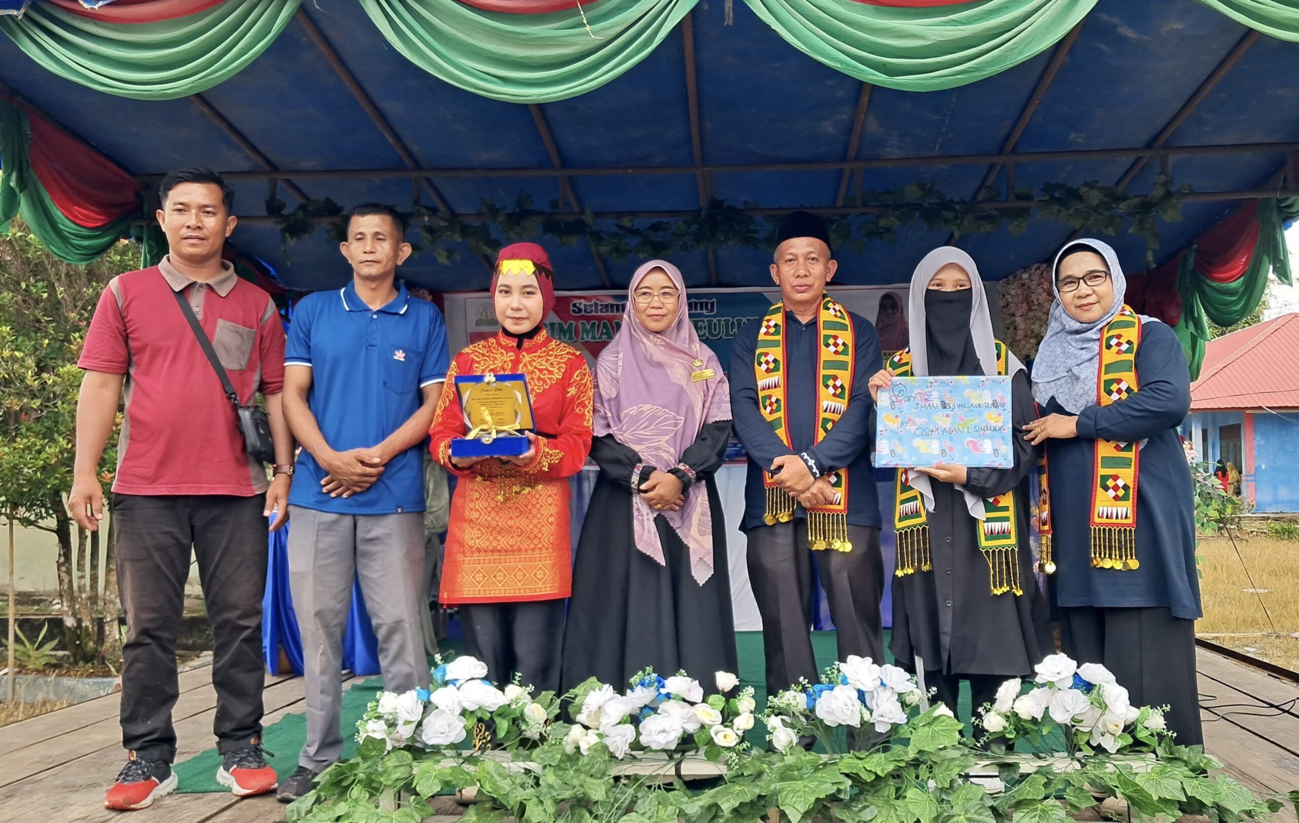 Pererat Silaturahmi, MAN 1 Simeulue Lakukan Kunjungan Balasan ke SMAN 3 Simeulue Tengah