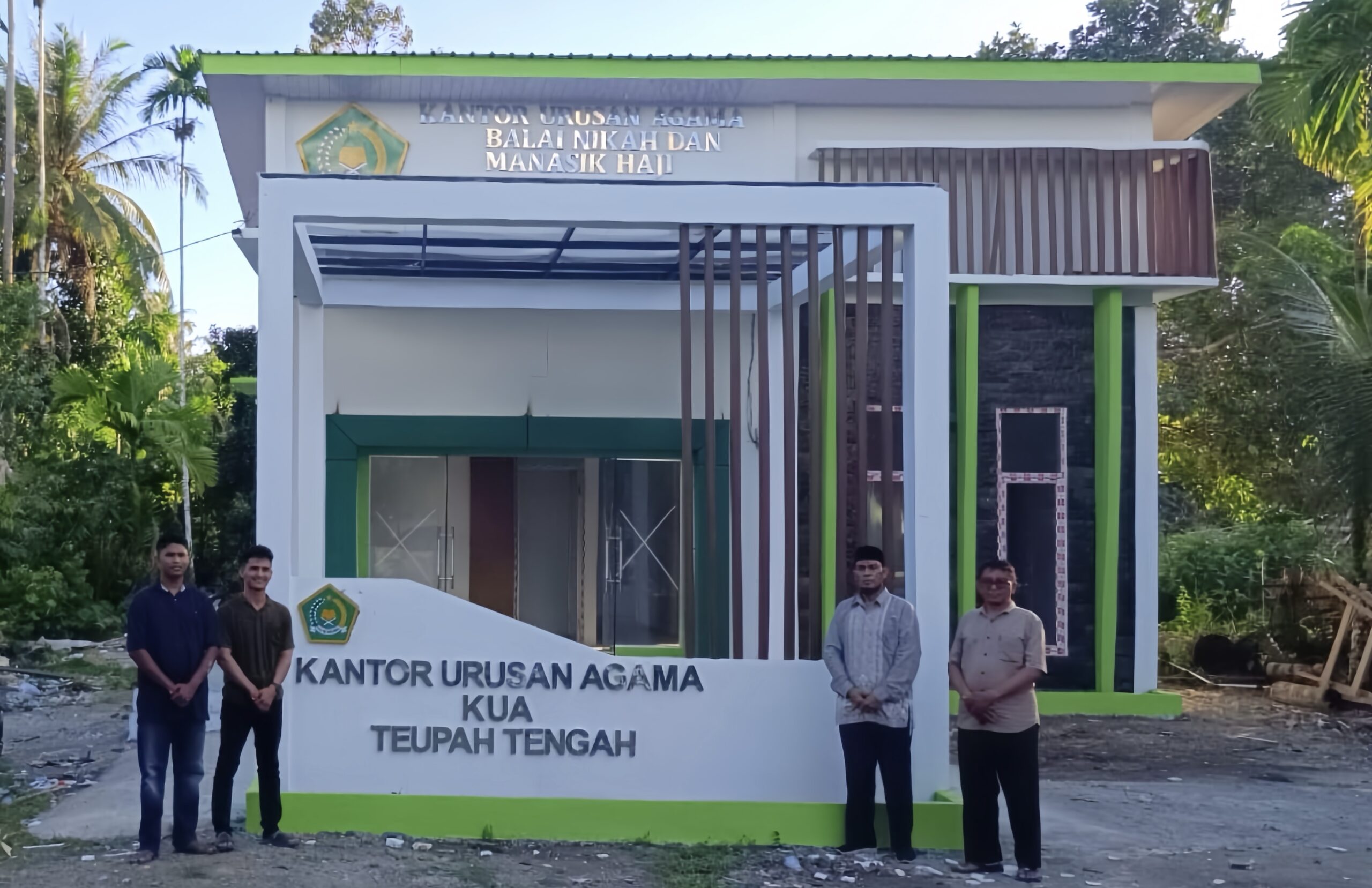Progres Capai 95 Persen, Gedung KUA Teupah Tengah Masuki Tahap Akhir Pembangunan