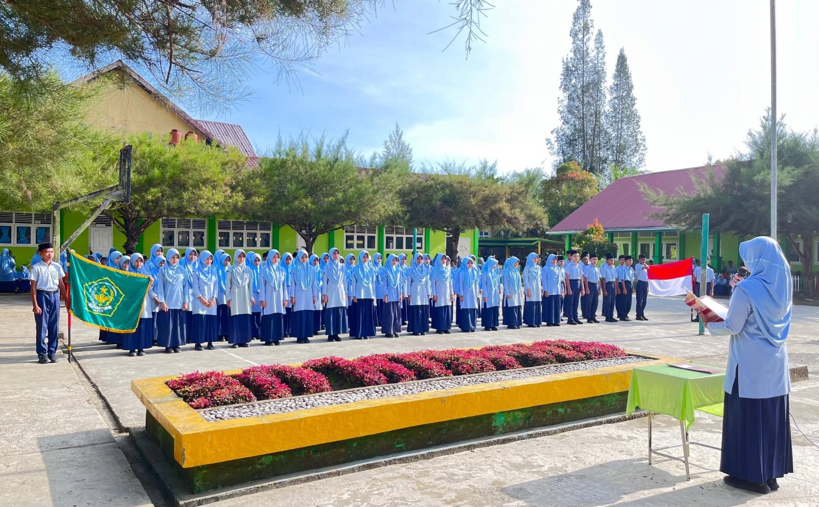 MTsN 2 Simeulue Lantik Pengurus OSIM Periode 2026, Perkuat Kepemimpinan Siswa