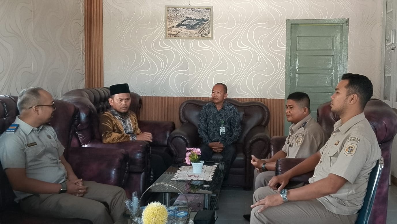 Kemenag Simeulue Terima Kunjungan BPN Bahas Tanah Wakaf
