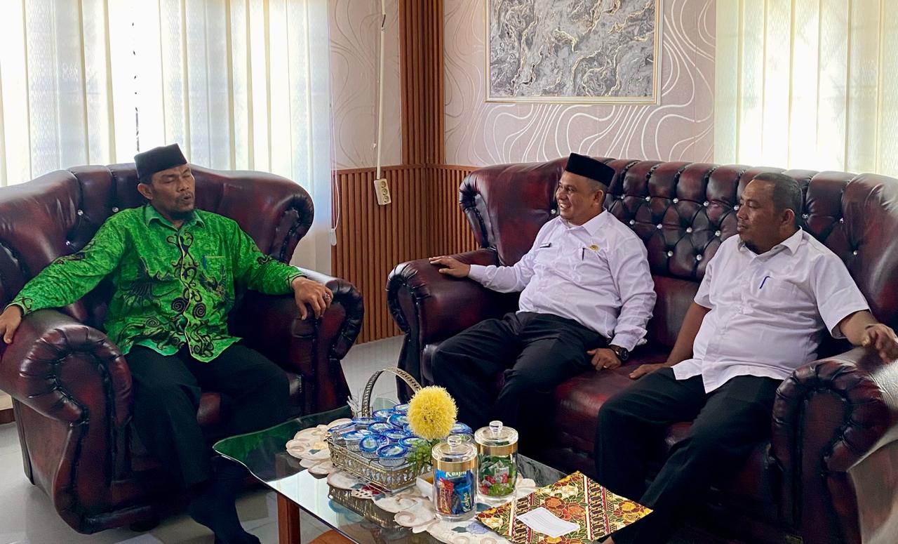Perkuat Sinergi, Kakankemenag Simeulue Terima Kunjungan Camat Teupah Tengah