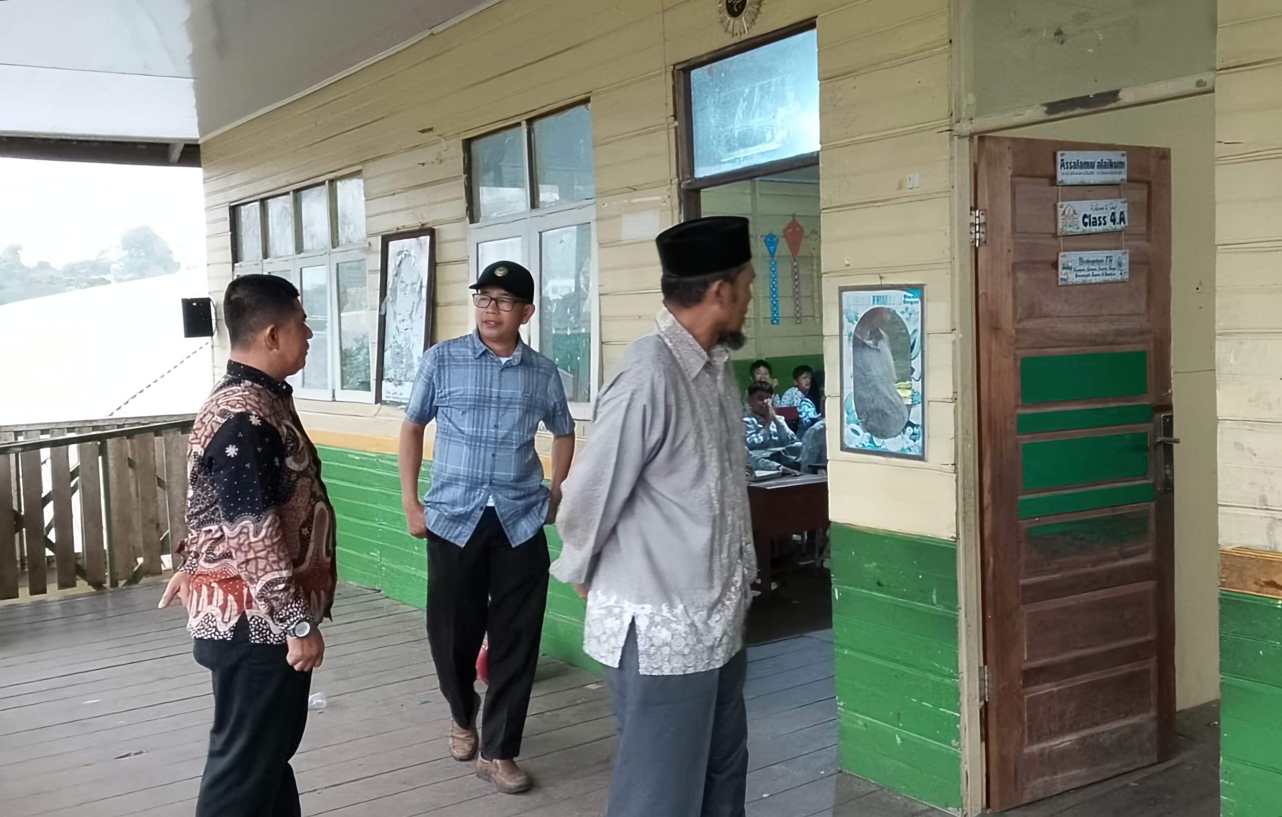 Kakankemenag Simeulue Tinjau Evaluasi Pembelajaran Awal Semester Genap 2025/2026