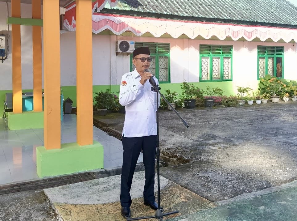 Apel Perdana Ramadan, Sudirman Ajak ASN Kemenag Simeulue Perkuat Disiplin dan Profesionalitas