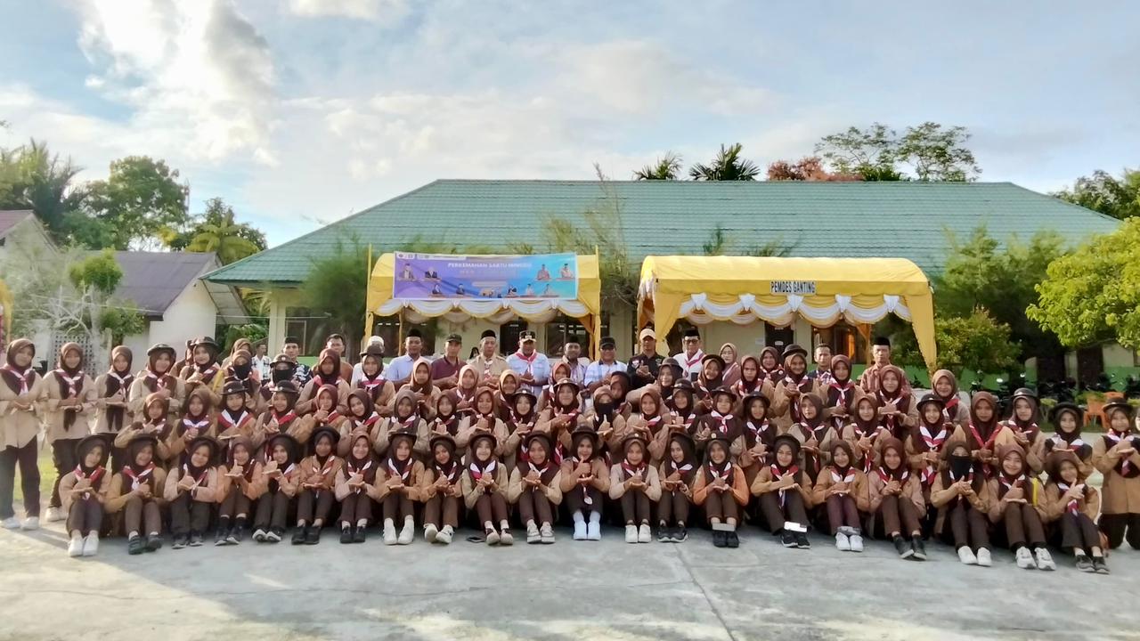 Bentuk Karakter Islami dan Mandiri, MAN 1 Simeulue Gelar Persami dan Pelantikan Penegak